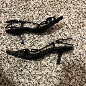 jeffrey cambpell kitten heels